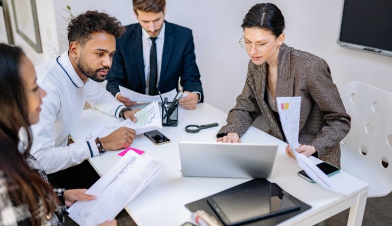 مدیریت ارتباط با مشتری