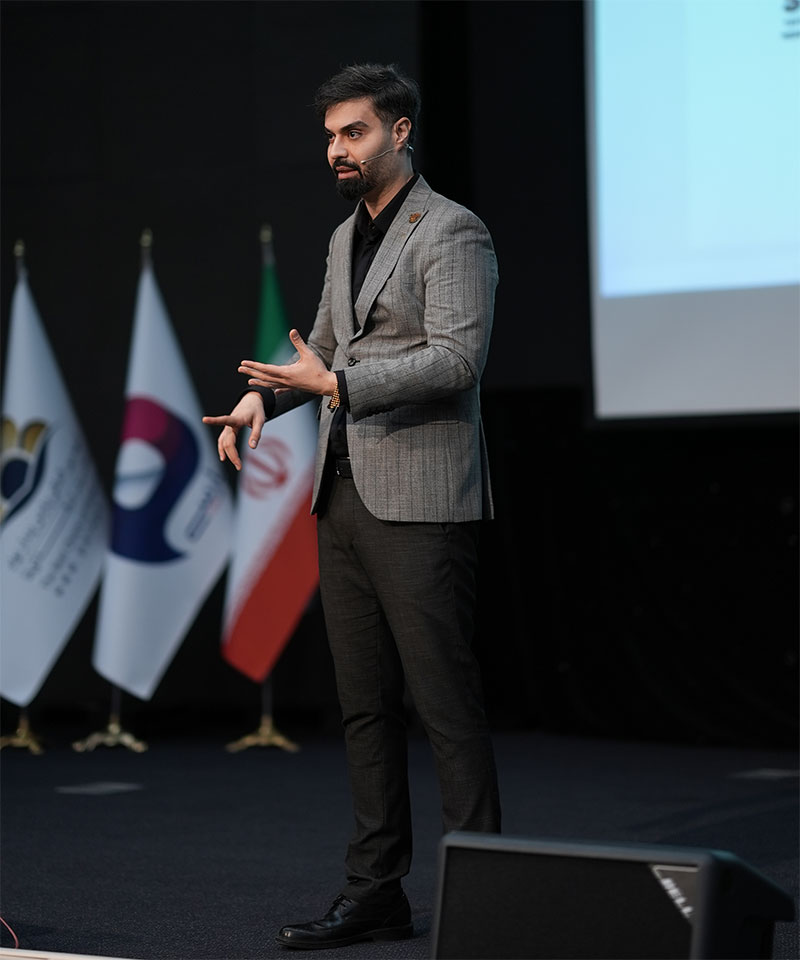 ماکان آریا پارسا