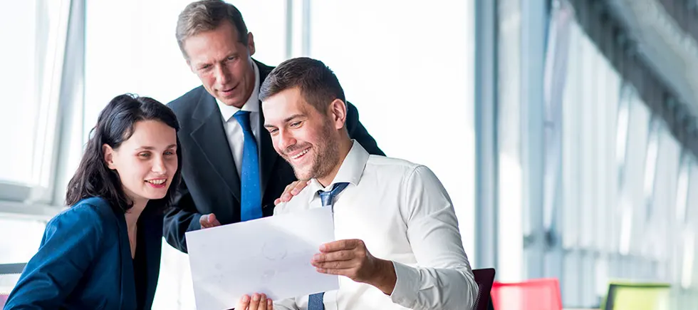 نحوه رفتار با همکاران